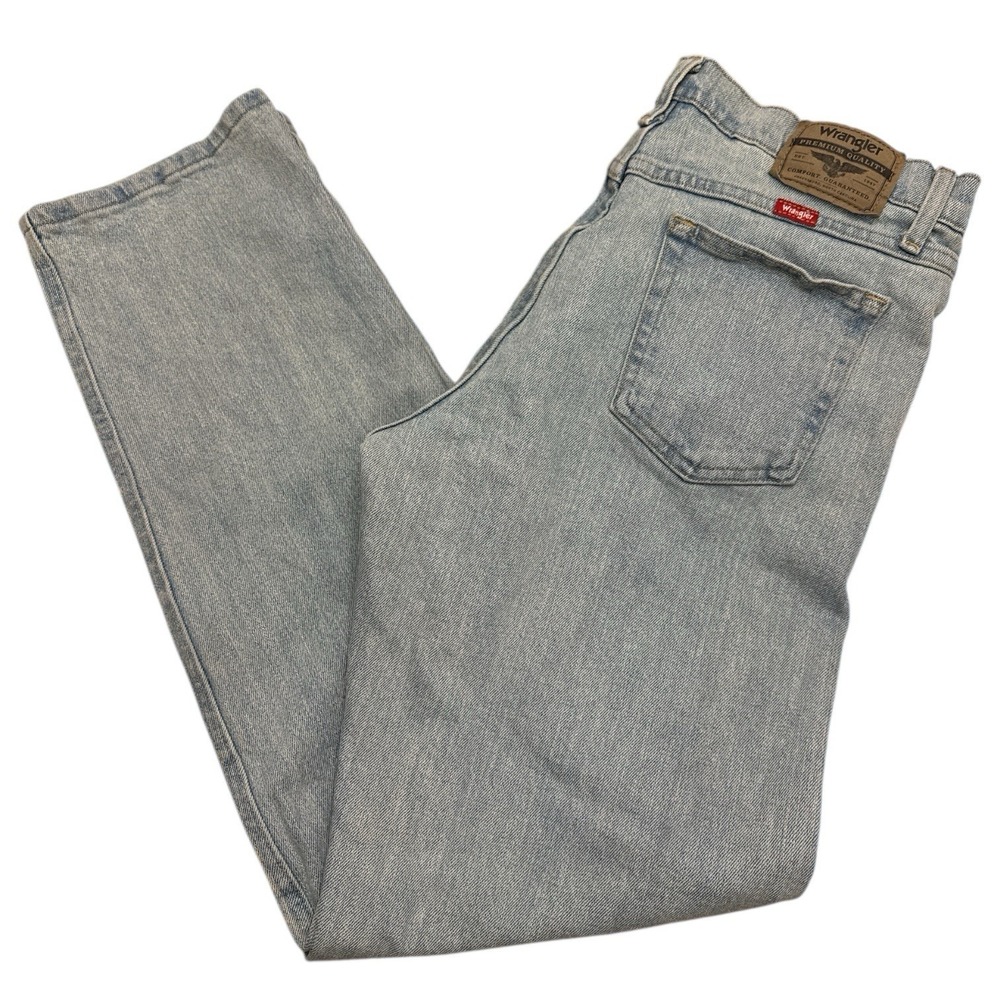 Wrangler Men's Relaxed Fit Flex Jeans 31x32 Light‎ Blue Wash Denim